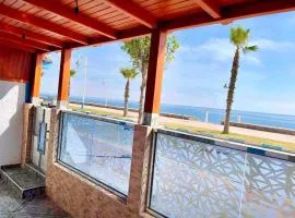 Las Brisas Beachfront Mekkad Apartment