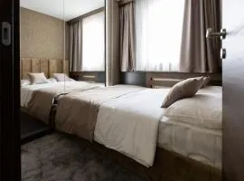 Hotel Stari Krovovi