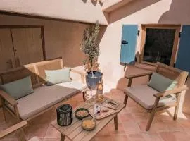 Beautiful new apartment, central, terrace, clim