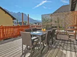 Briancon Apartment Buddha