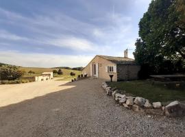 La Grange d'Anthounin, Hotel in Redortiers