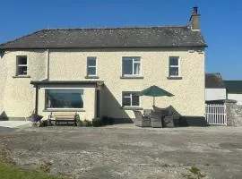 Beautiful Farmhouse an Hour’s Drive From Four Irish Cities