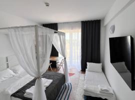 Studio Ivana by Blaxy Residence, hôtel à 23 August