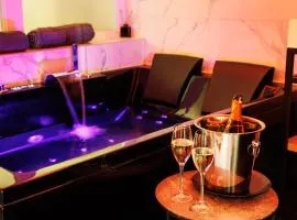Love Room Marseille - Orion
