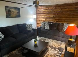Crisfield Cabin by Homelystay, hotel sa Crisfield