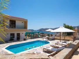 POSEIDON Villas Agia Pelagia-Private swimming pool and sea view