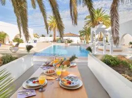 Andalusian Riad Salt Pool Bliss