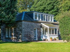 Kirkgate Cottage, villa in Eassie and Nevay