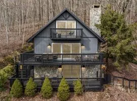 Mtn Views, Game Room, Pet Friendly!