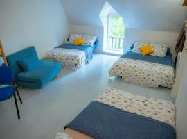 CHAMBRES FAMILIALES ou PETITS GROUPES CAMPAGNE
