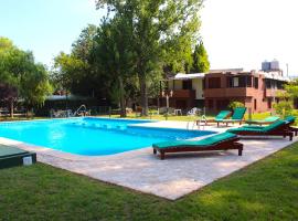 Los Robles, ξενοδοχείο σε Villa Cura Brochero