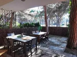 Fantástica villa en Playa de Aro, a 100m del mar, con terraza y 6 habitaciones - ES-209-11