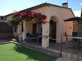 Casa acogedora con jardín y piscina en zona tranquila cerca de la playa en L'Estartit - ES-323-16