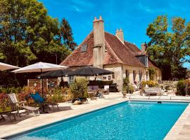 Le Presbytere de Leyrat, hotel con alberca en Leyrat