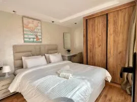 Villa 2, Chic au Carrousel avec Vue sur Mer & Tout à Pied