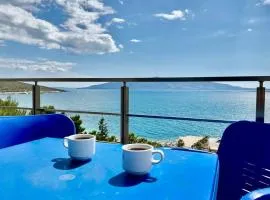 Plutus Sea View Apartment