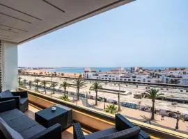 New Luxury Apartment 130sqm with SeaView WiFi Unlimited with Optical Fiber