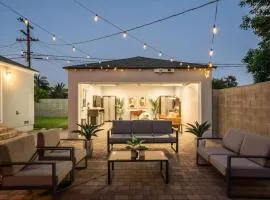 Luxury Hangout - Private Spa - Game Room - Arcade