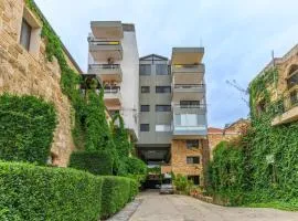 Paira's Chic Apartments & Studio in Batroun