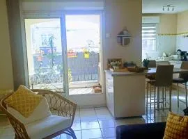 Mauguio-Carnon Apt T2 Tout Confort, Spacieux, Lumineux, Clim, Wifi, Balcon, parking privé, 15 mn des plages, de Montpellier