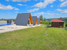 Wild A-frame, &sigma;&alpha;&lambda;έ &sigma;&epsilon; Baile Felix