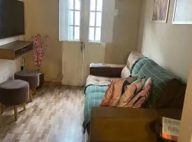 Casa familiar perto da Escola São Cristovão