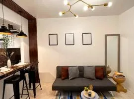 The Lounge Platinum by KRD