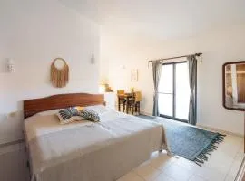 Quinta do Vale Courtyard Sunrise