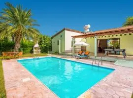 Villa Iriss by Villa Plus