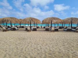 Amazing 3 Bedroom Chalet in GAIA Ras El-Hekma, hotel v destinaci Zāwiyat al ‘Awwāmah