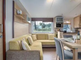 Glamping Frog Farm