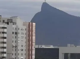 Studio Niterói-Barcas 604