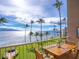 Oceanfront Penthouse at Maalaea in South Maui