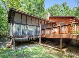 Private w Screened Porch, Deck & Dog-Friendly!