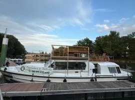 Séjour atypique en Bateau-Bord de Marne