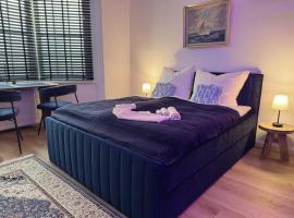 CuxHeaven - modernes Studio-Apartment direkt am Meer mit 65 Zoll TV und Tiefgarage in Duhnen, ξενοδοχείο στο Κουξχάφεν