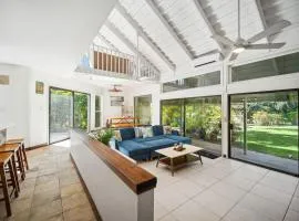 Modern 1BR Kamahana Condo with Tropical Breezes, Pool
