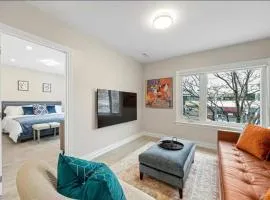 Casa Hotel Contemporary 2BR Suite w Patio & BBQ