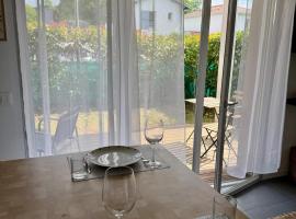 Modern garden apartment, hotel v destinaci Labenne