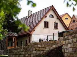 Ubytování Pod Mostem, hotel v Broumově
