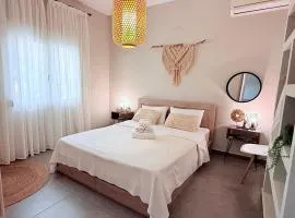 Sophia's Coastal Retreat