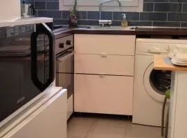 Family & Business Friendly Apartment # Parking # Digital Check-in Near Disney & Paris Center