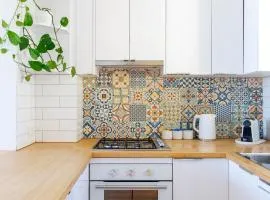 Central Fremantle Lifestyle walk to markets, cafe, bars