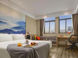 Atour Hotel Huzhou Changxing Changhai Road, hotel v destinaci Changxing