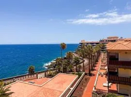 Magnificent Balcon with Sea and Pool View