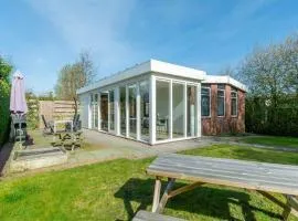 Bungalow with Sauna and Pool in Quiet Location