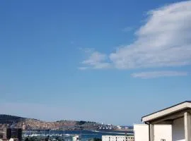 Уютная 1-комнатная квартира с видом на море!