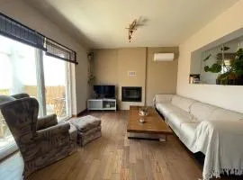 Sea View Serenity 3BR Home near Beach & Town