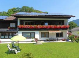 Gästehaus Kiesmüller, hotel v destinaci Aschau im Chiemgau
