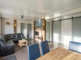 Bungalow near Dutch Coast with Private Garden